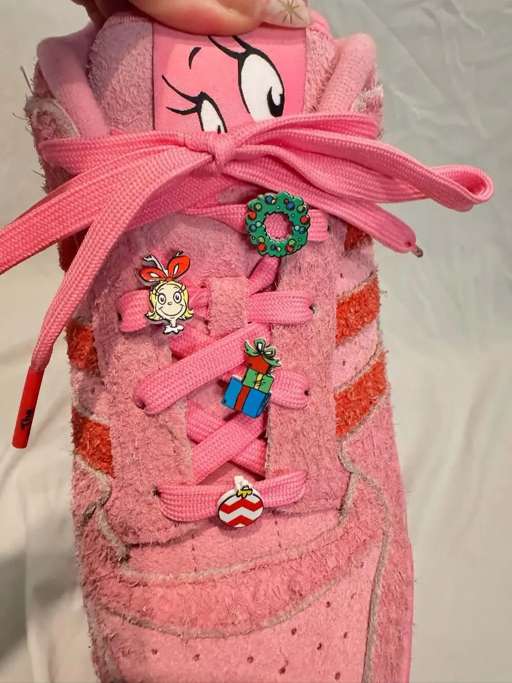 Adidas - Forum Low Grinch Cindy Lou Who Suede - Pink‎ - 9 - Mens